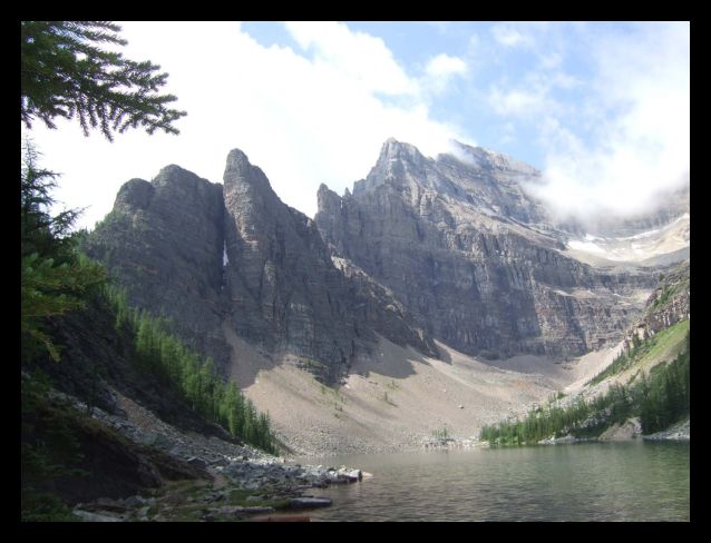 Lac Agnes - Montagnes Rocheuses